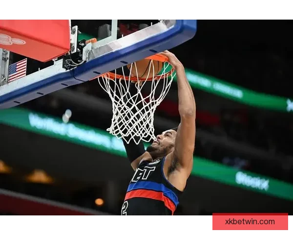 哈里斯左膝挫伤无法回归 活塞官方确认本场比赛将不再上场